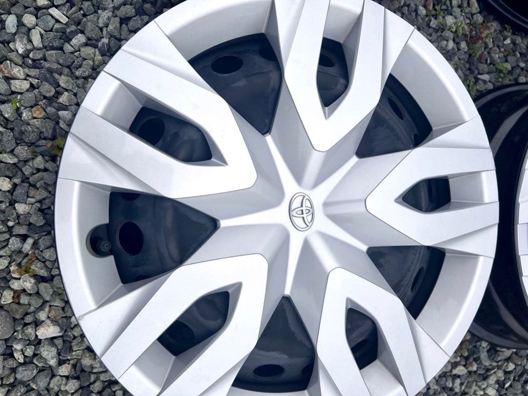 ★トヨタ　カローラクロス★17インチ　スチール4本‼️