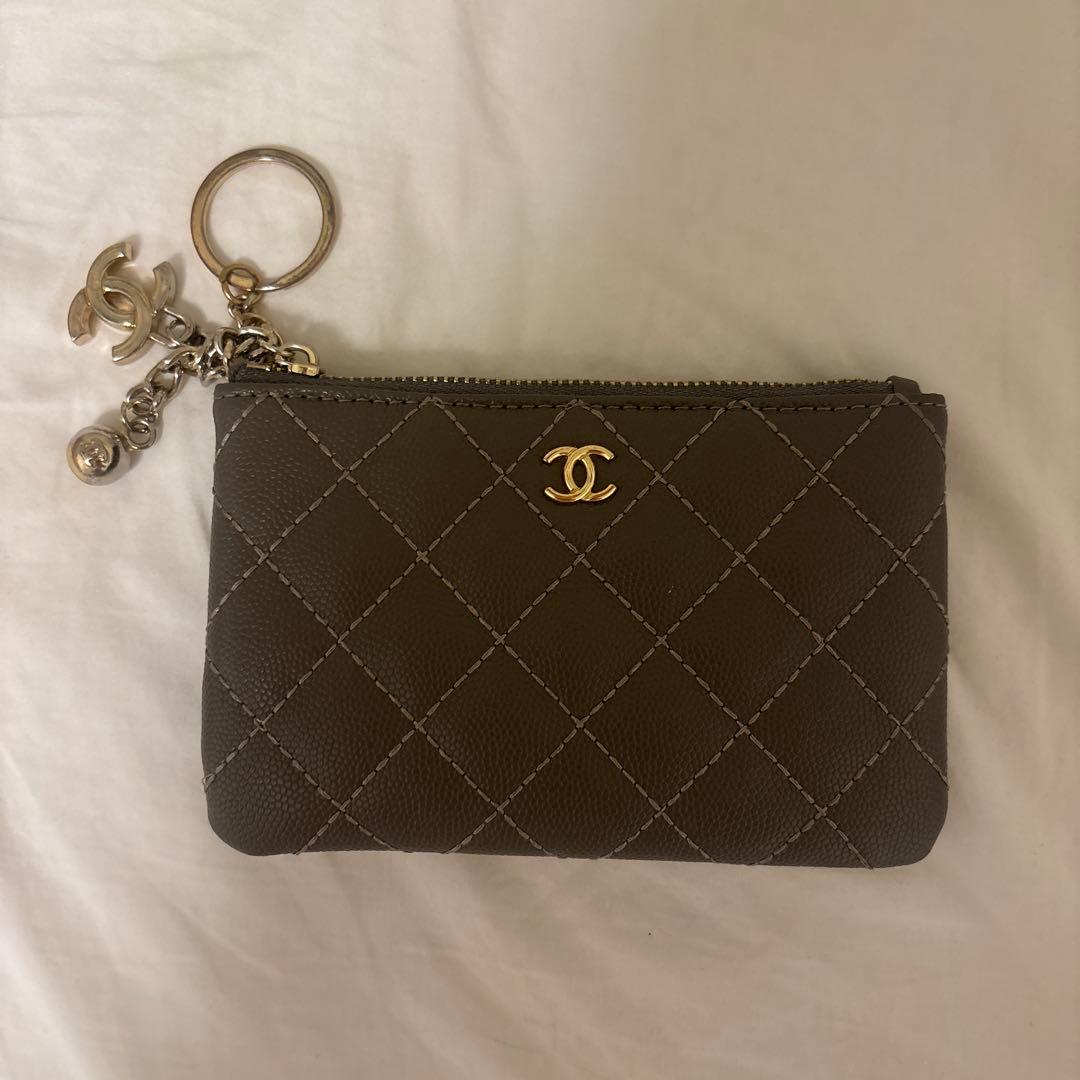 CHANEL キルティングレザーキーケース