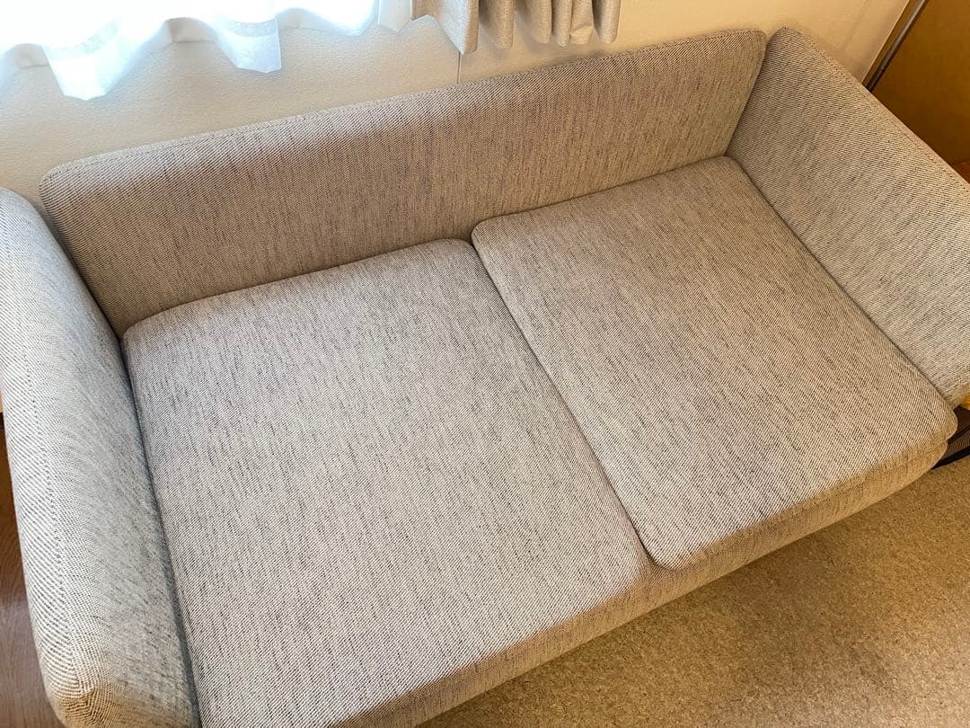 【送料込】IKEA ソーデルハムン 3人掛けコンパクトソファ　アームレスト付き