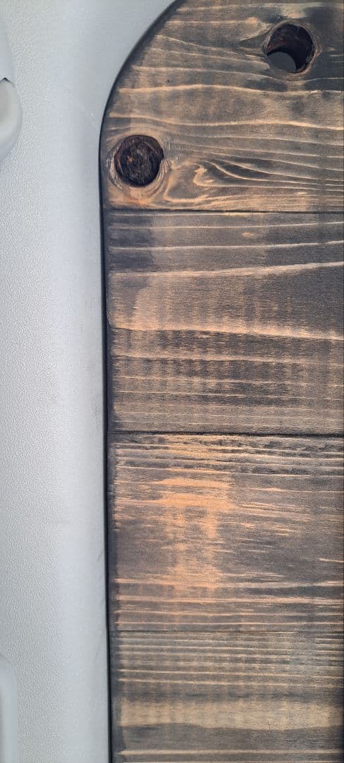 ハイエース リヤ窓パネル