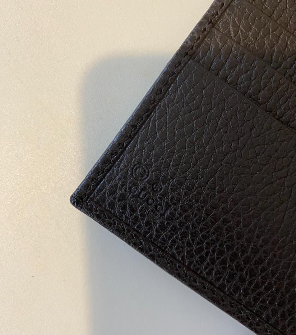 【新品未使用】GUCCI グッチ 二つ折り財布 メンズ ウォレット 正規品