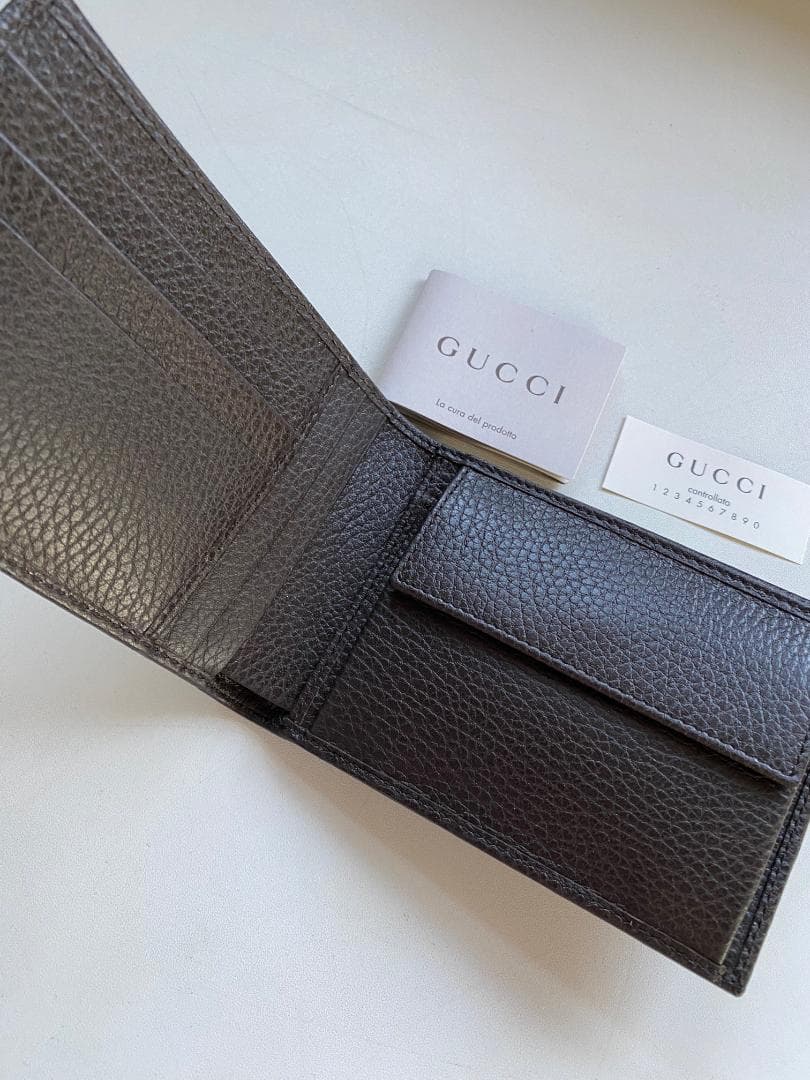 【新品未使用】GUCCI グッチ 二つ折り財布 メンズ ウォレット 正規品