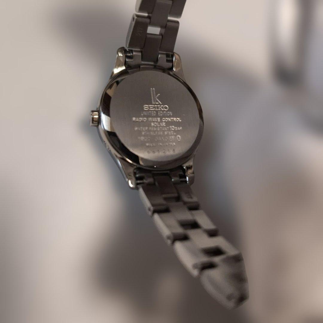 SEIKO　LUKIA　ルキア　電波ソーラー　ダイヤ入り　ネイビー限定品　美品！