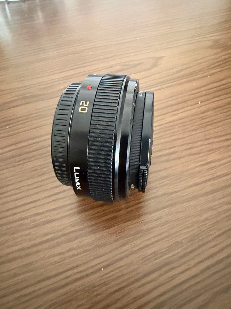LUMIX 20mm f/1.7 単焦点レンズ