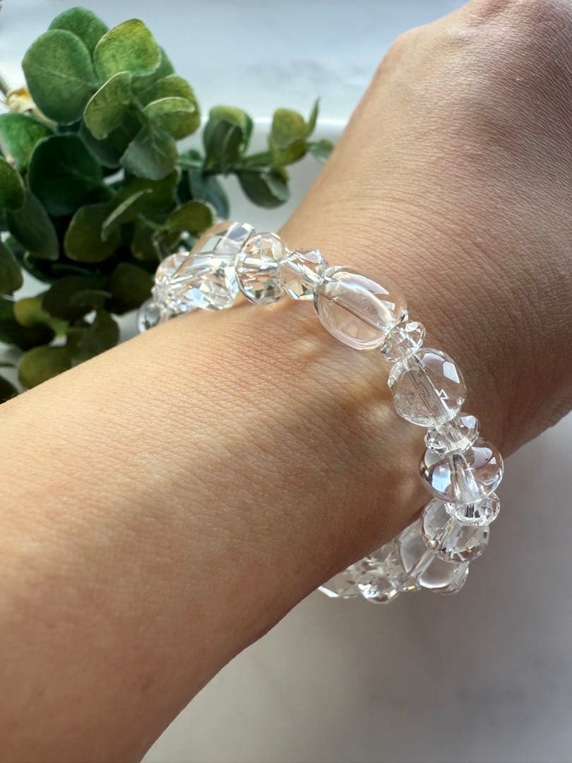 連休割引中♪☆ほぼ新品☆愛光堂水晶ブレスレット