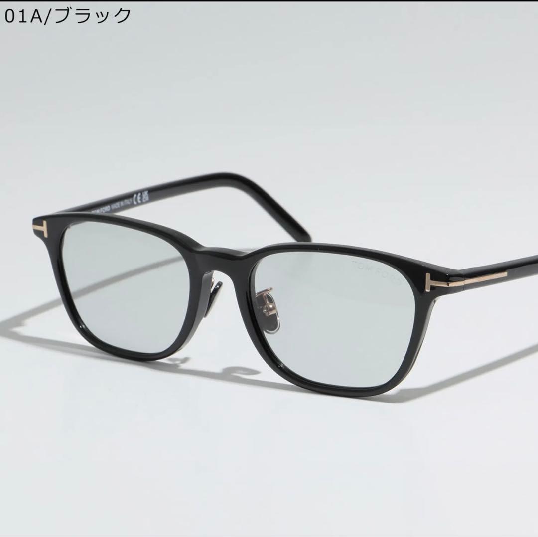 TOM FORD サングラス FT1040-D ウェリントン型