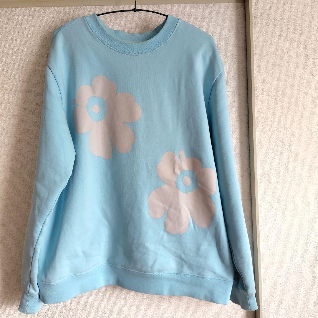 マリメッコ水色トレーナー