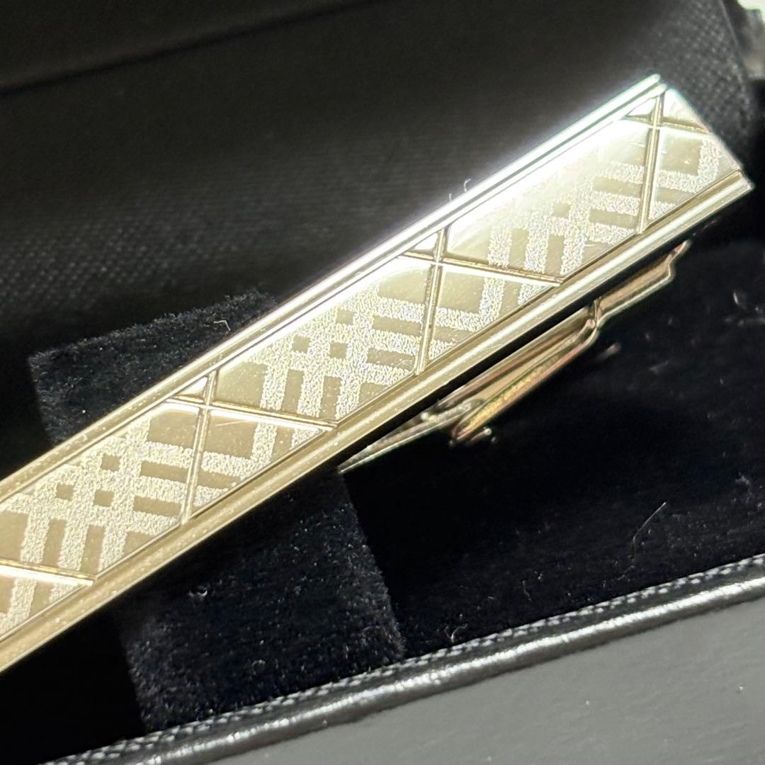 未使用級 バーバリーブラックレーベル ネクタイピン シルバー ノバチェック