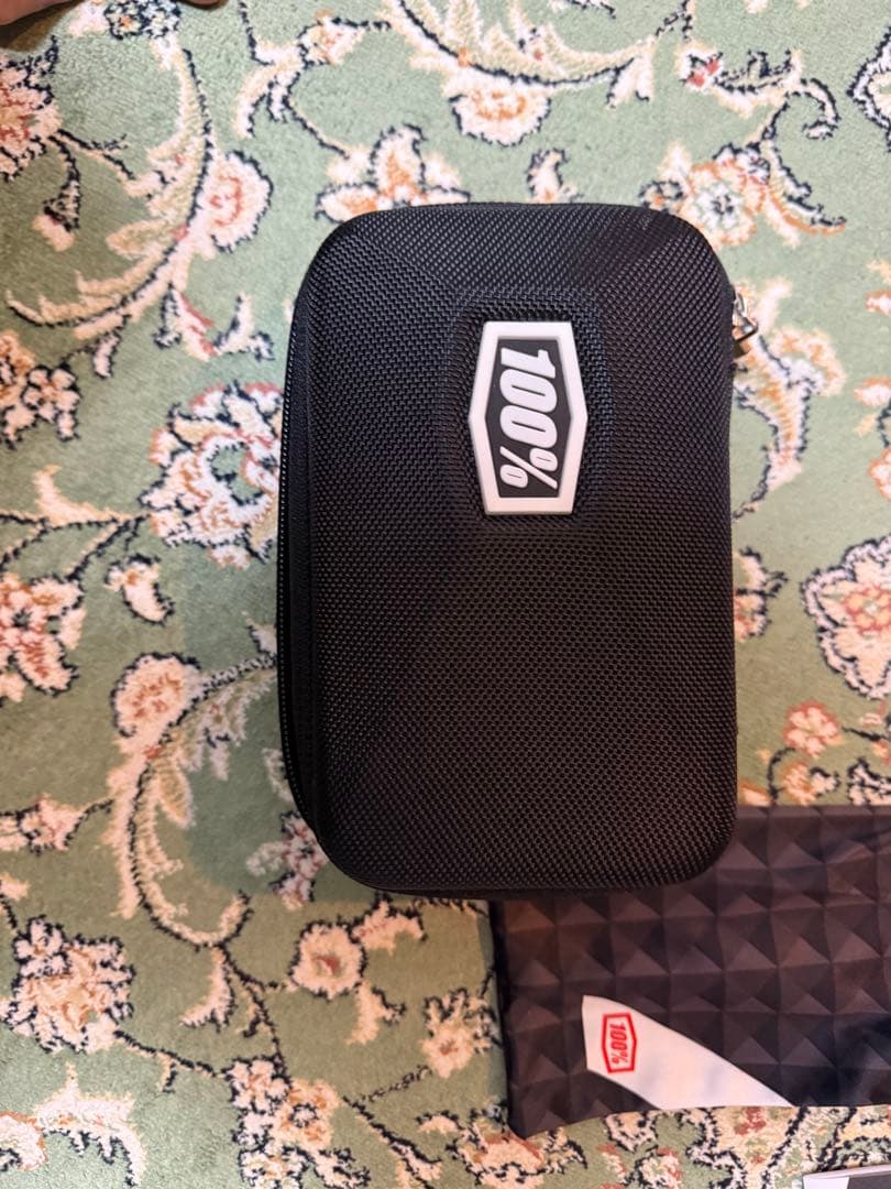 100% ロードバイク　サングラス