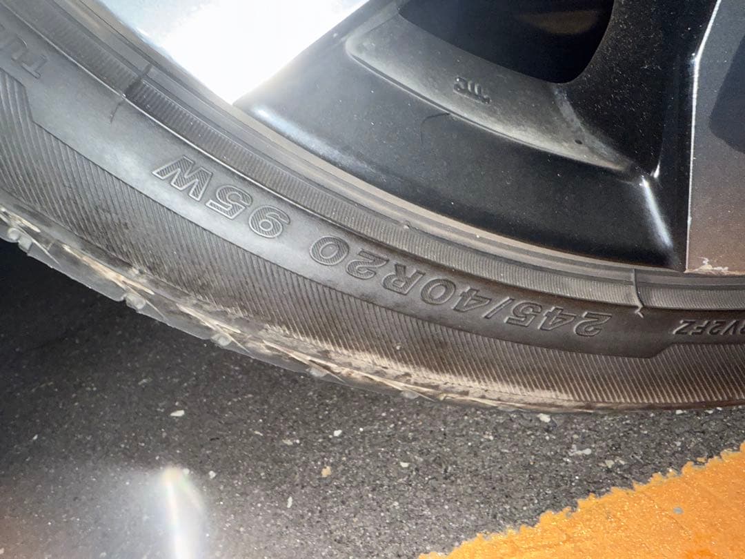 MODELLISTA 20インチ ホイール ブラック/シルバー　アルファード30