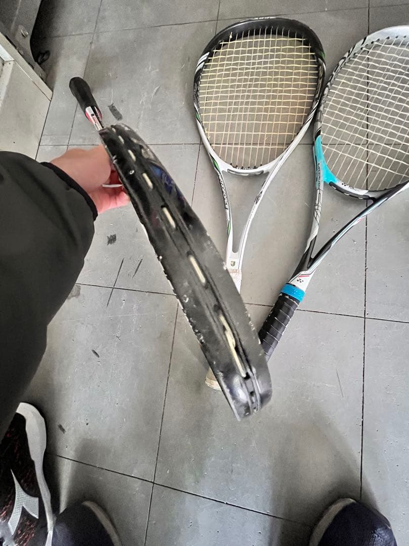 テニスラケット 3本セット 使用感あり