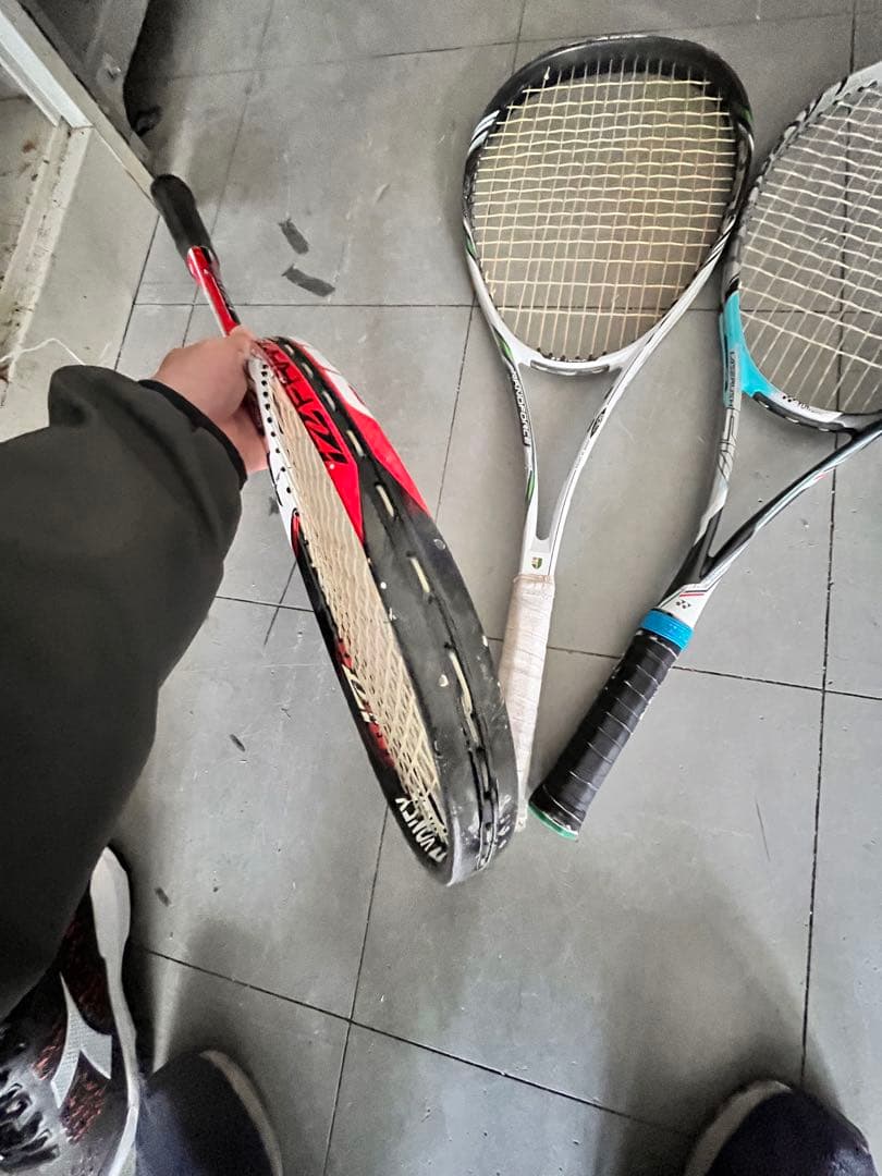 テニスラケット 3本セット 使用感あり