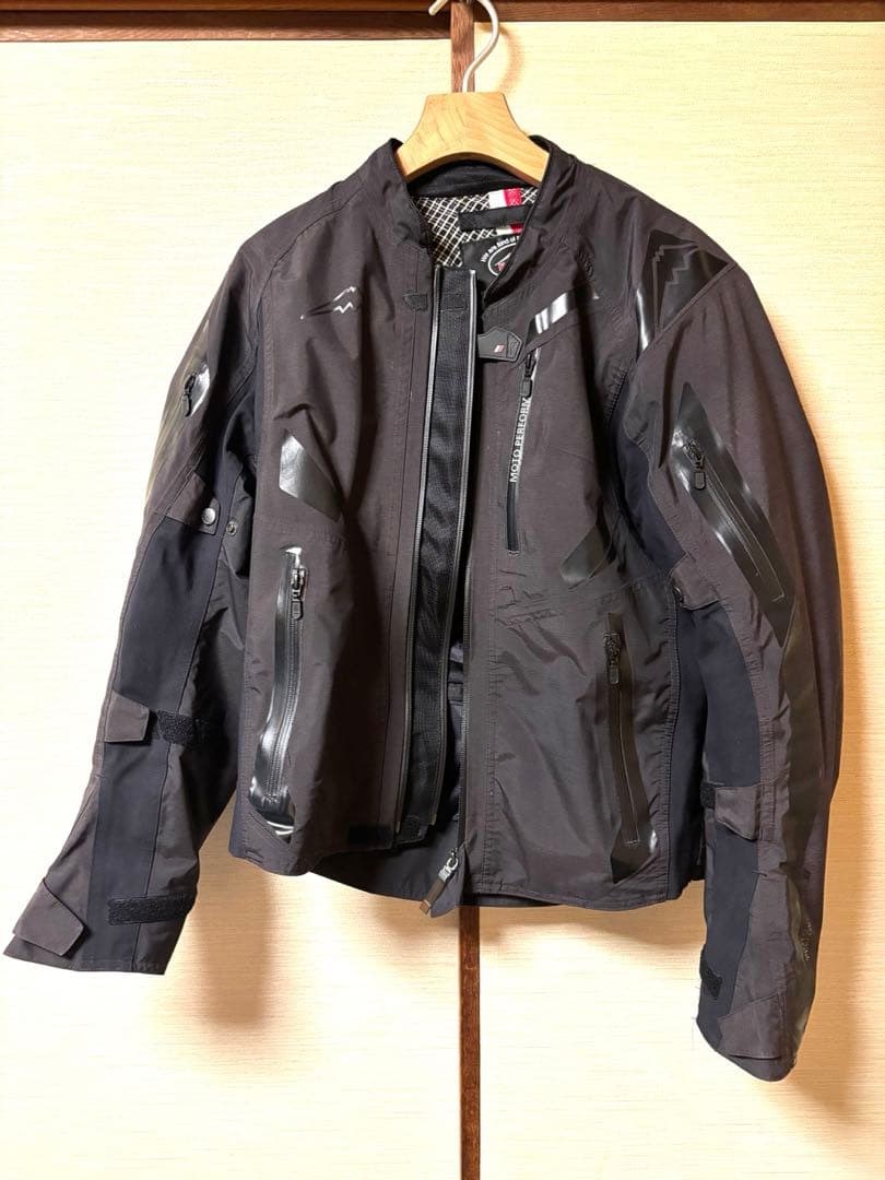 キマイラコンテッドジャケット