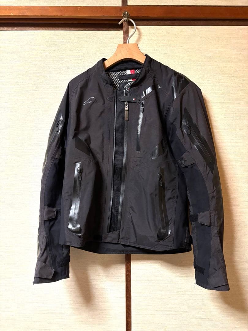 キマイラコンテッドジャケット