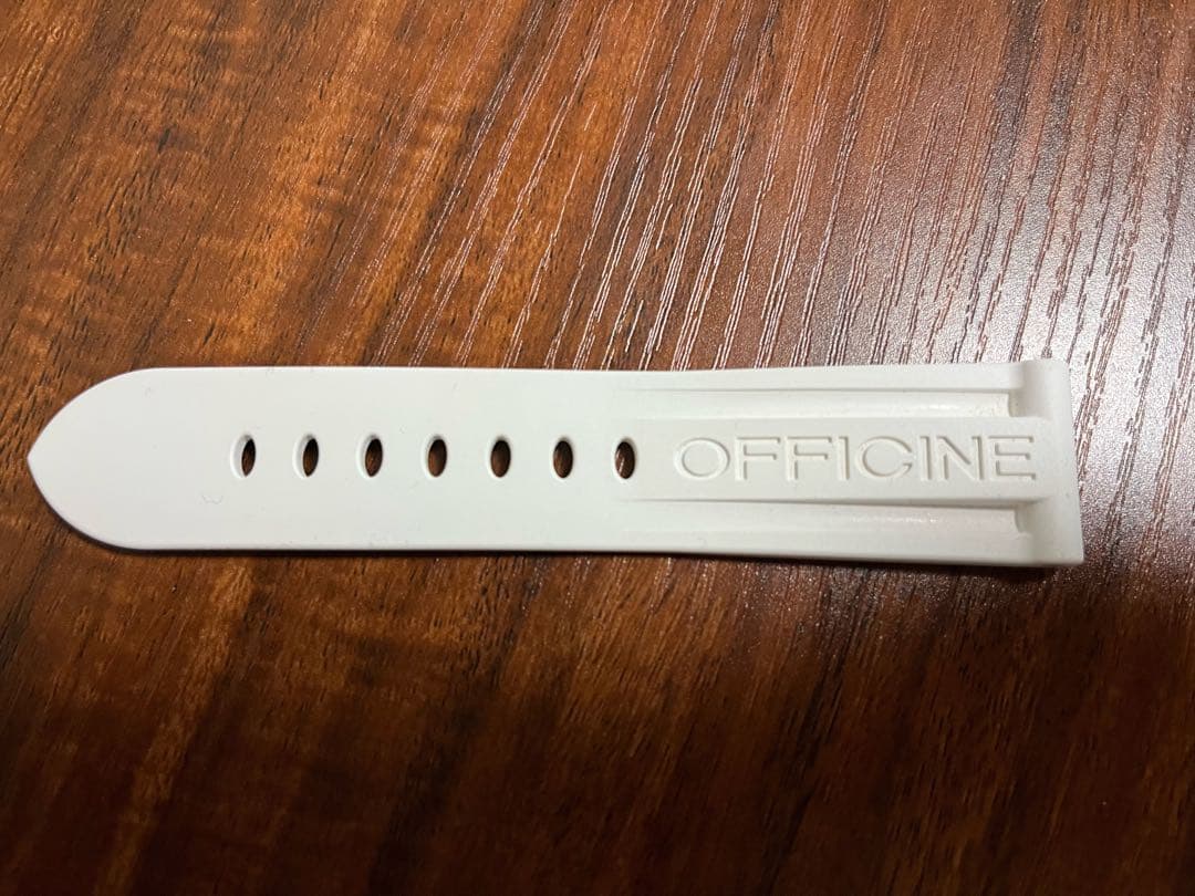 【かっくん】PANERAI ホワイト ラバーベルト