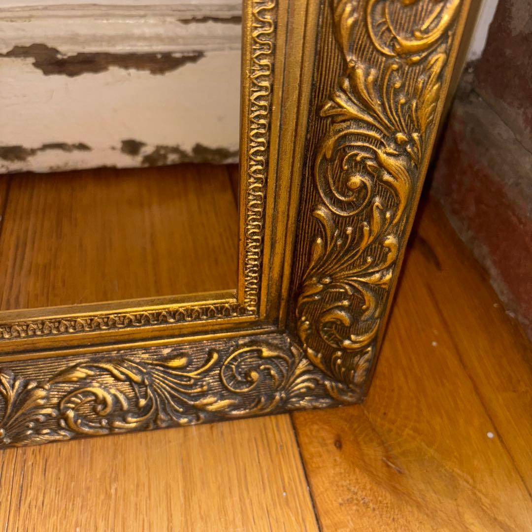 大きな大きなフレームになります。額縁　アンティーク　ヴィンテージ