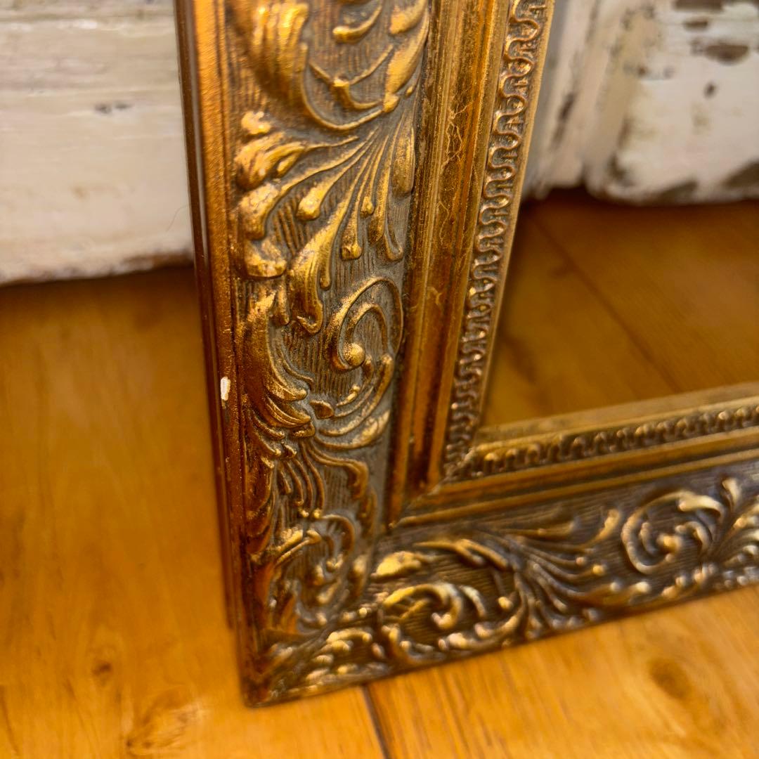 大きな大きなフレームになります。額縁　アンティーク　ヴィンテージ