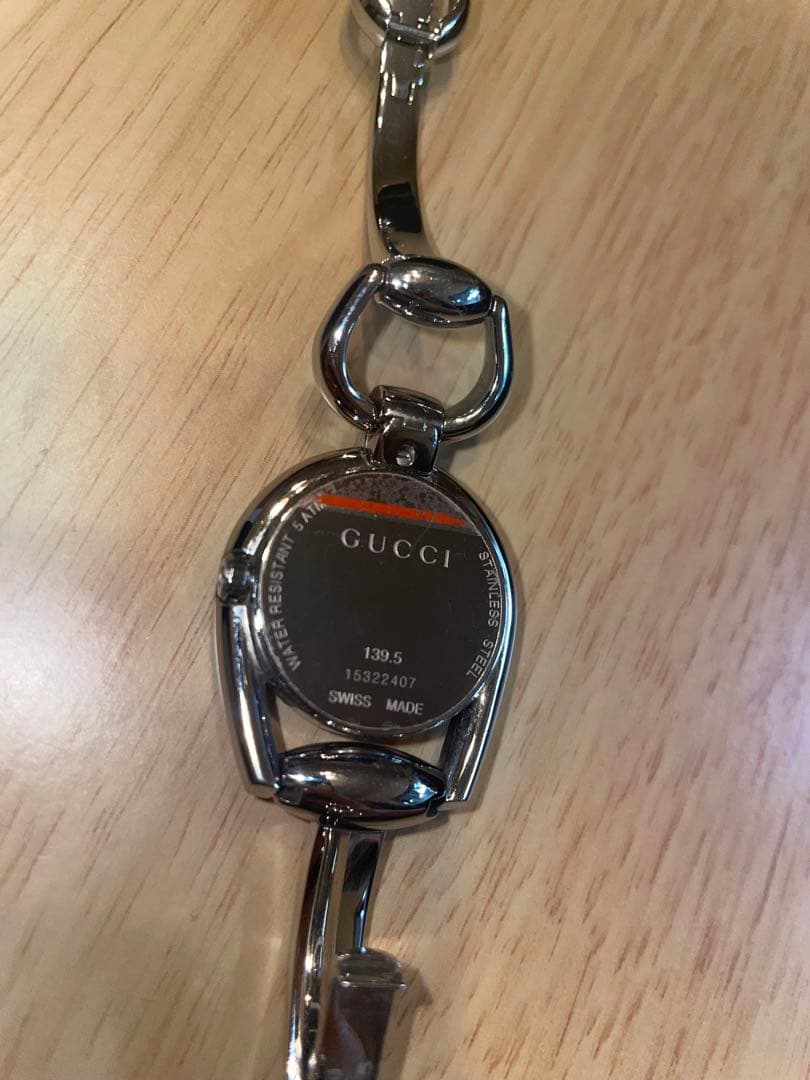 GUCCI グッチ 139.5 レディース腕時計 バングルウォッチ　スイス製