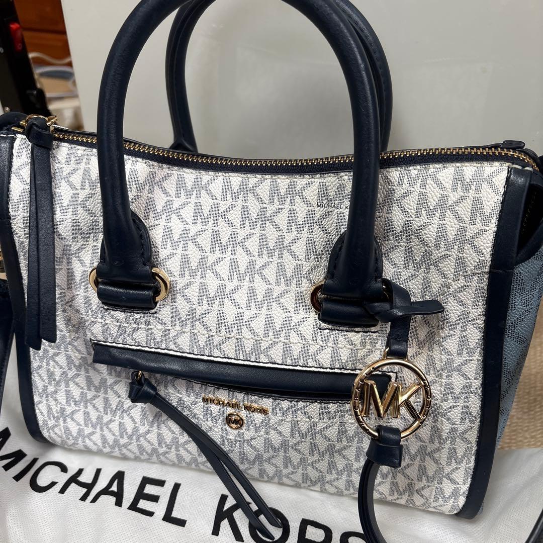 MICHAEL KORS ショルダーバッグ 中型 ホワイト/ネイビー