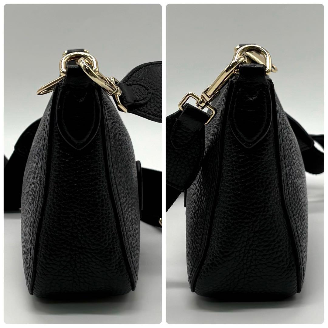 美品✨フルラ ショルダーバッグ アテナ アーチロゴ ゴールド金具 ブラック