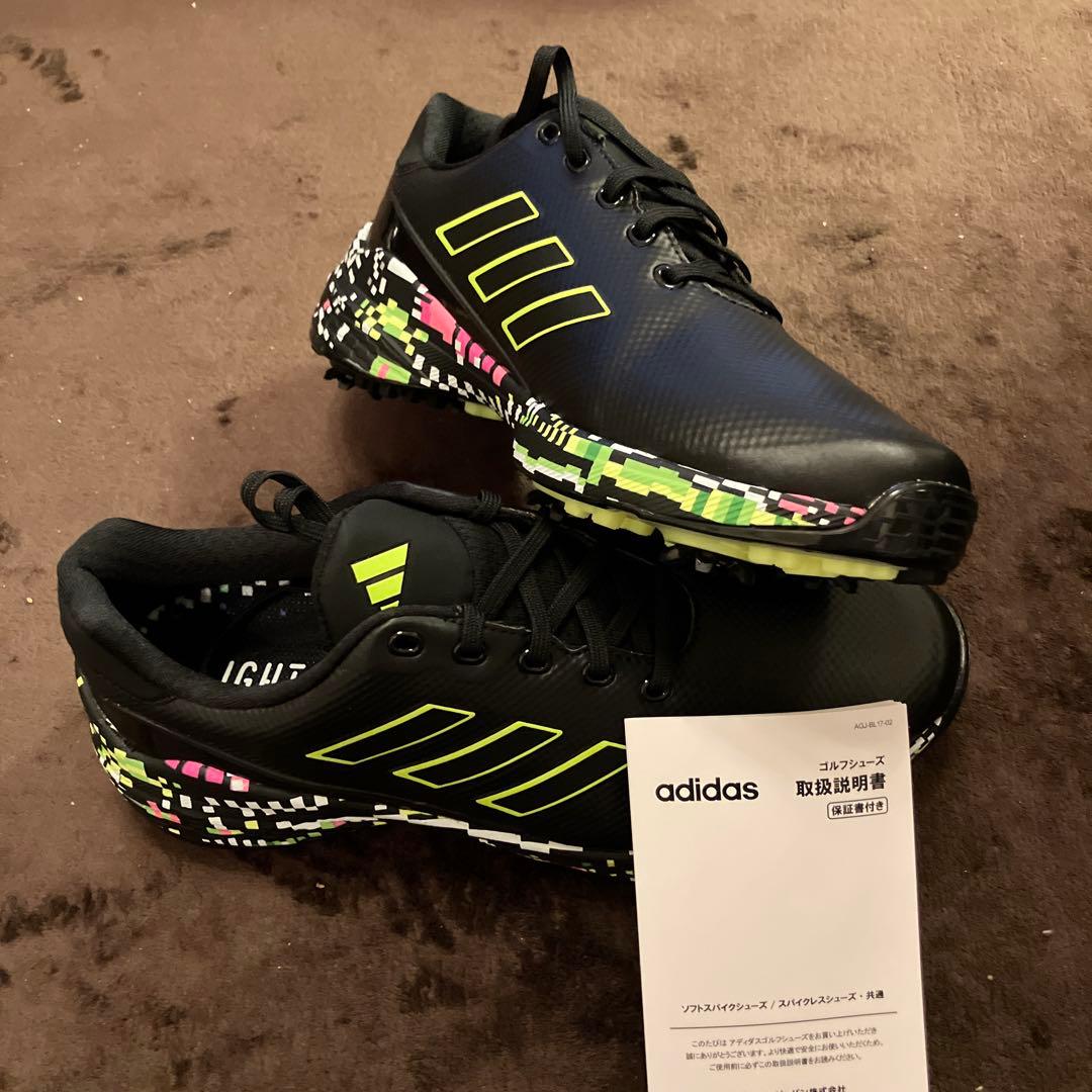 adidas グリッチデザイン　ゴルフシューズ US 9 新品