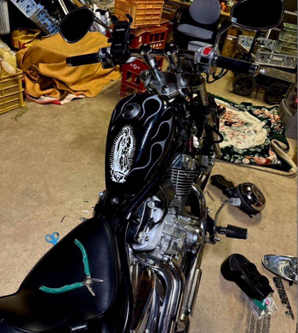 ドラックスター　タンク