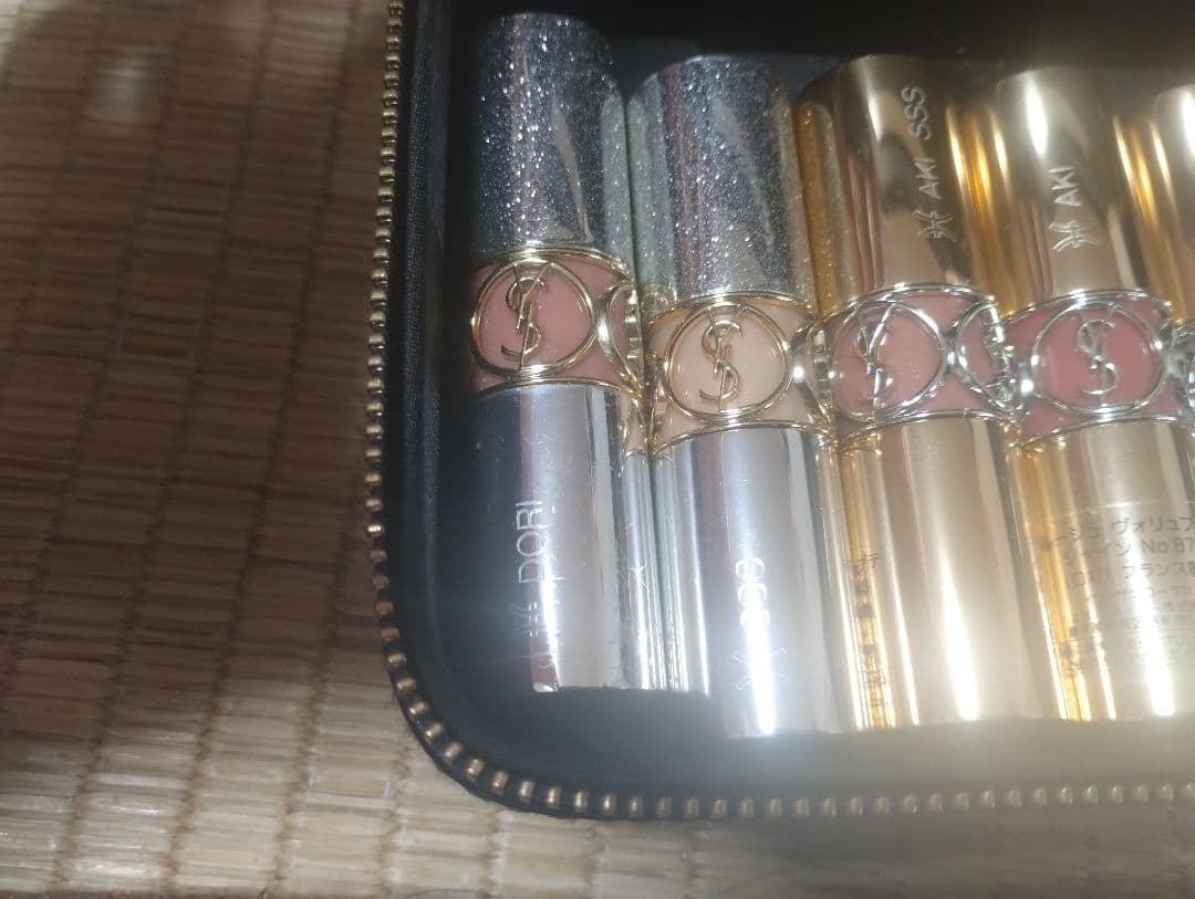 Yves Saint Laurent ルージュ ヴォリュプテ シャインまとめ売り