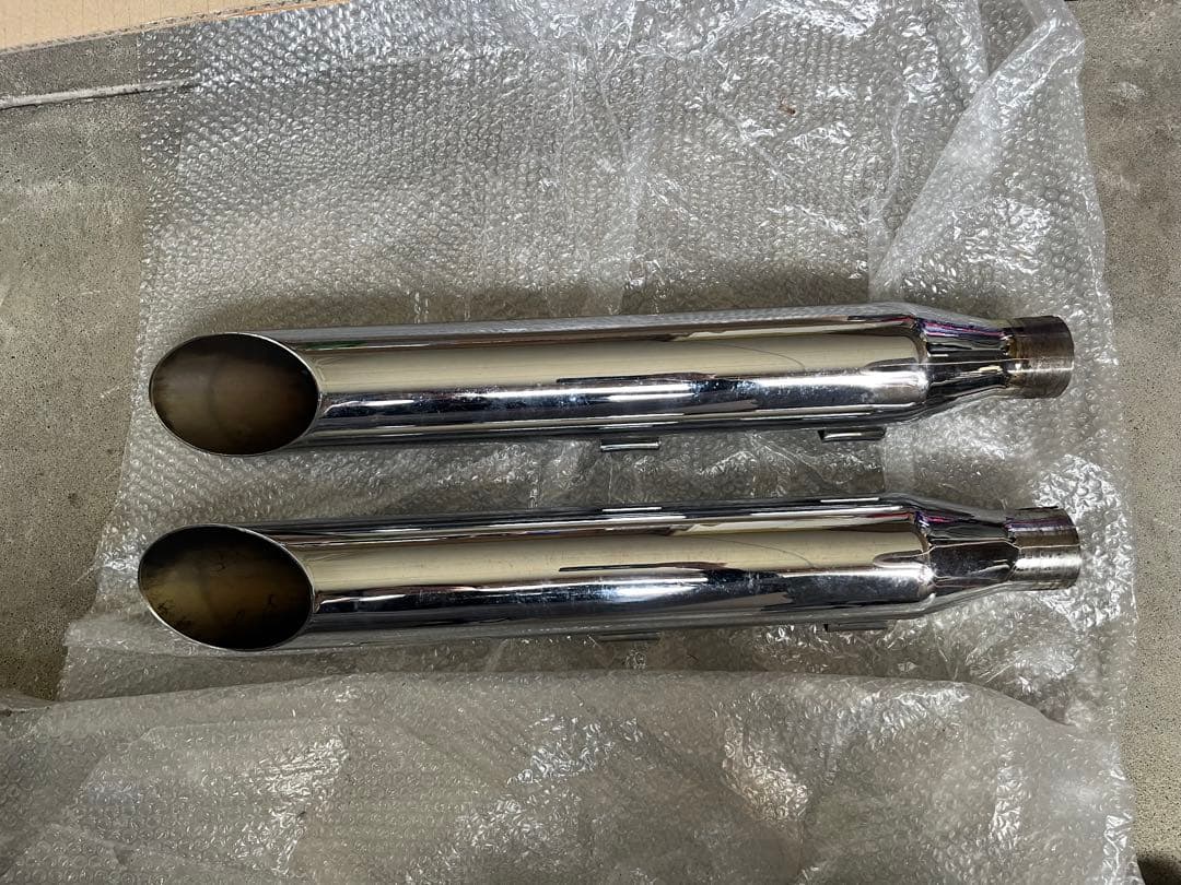 ハーレー　クロームワークス製3インチスラッシュカットスリップオンマフラー