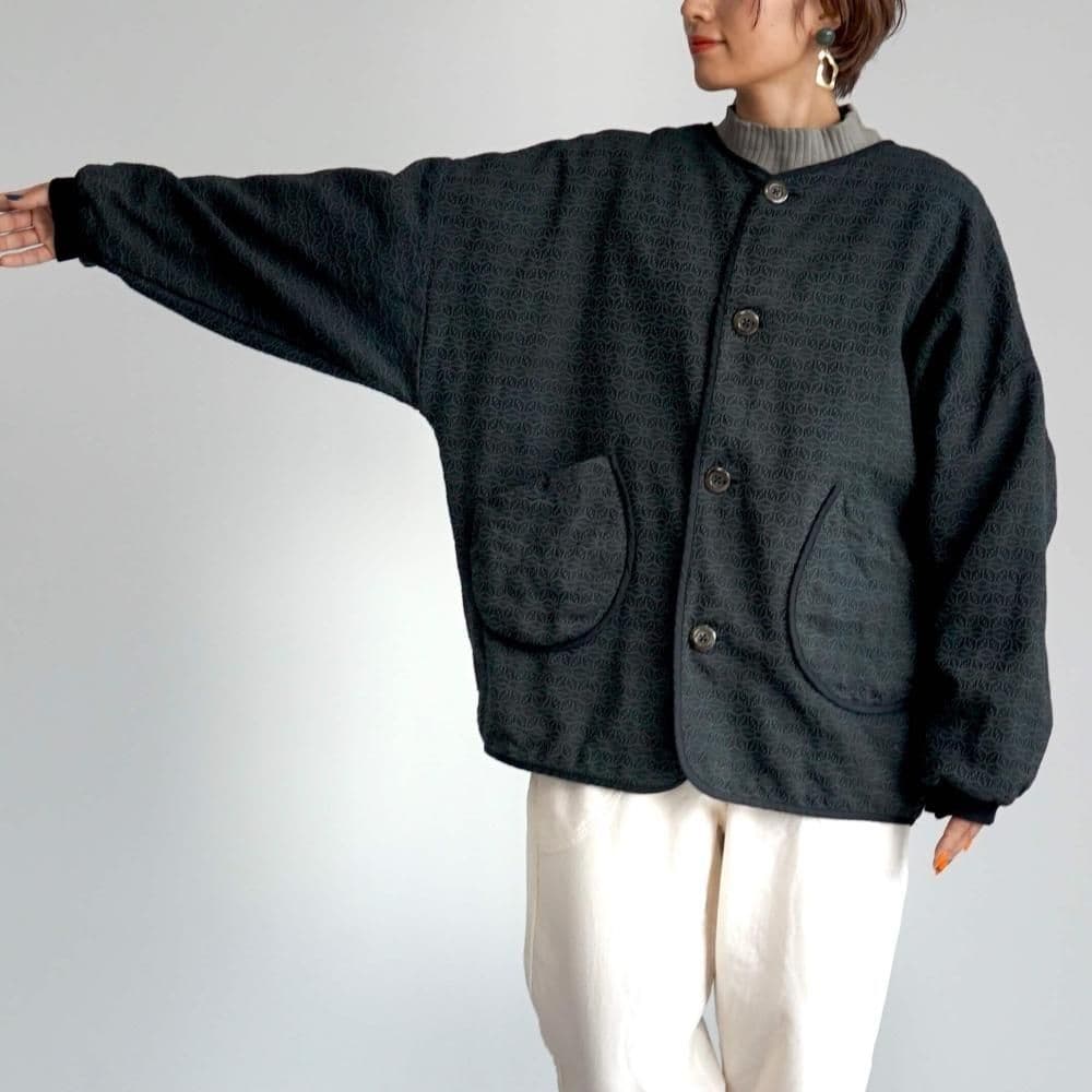 UZUiRO 麻柄ノーカラージャケット/ブラック/三河木綿 刺し子織