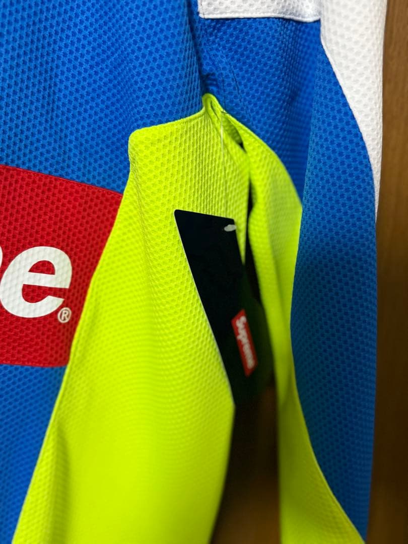 Supreme × Fox Racing モトジャージ