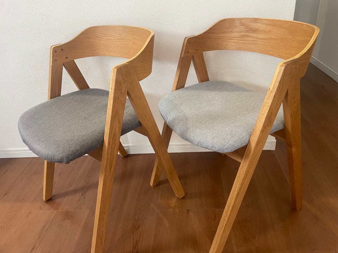 Unico elemt 木製アームチェア 2脚セット