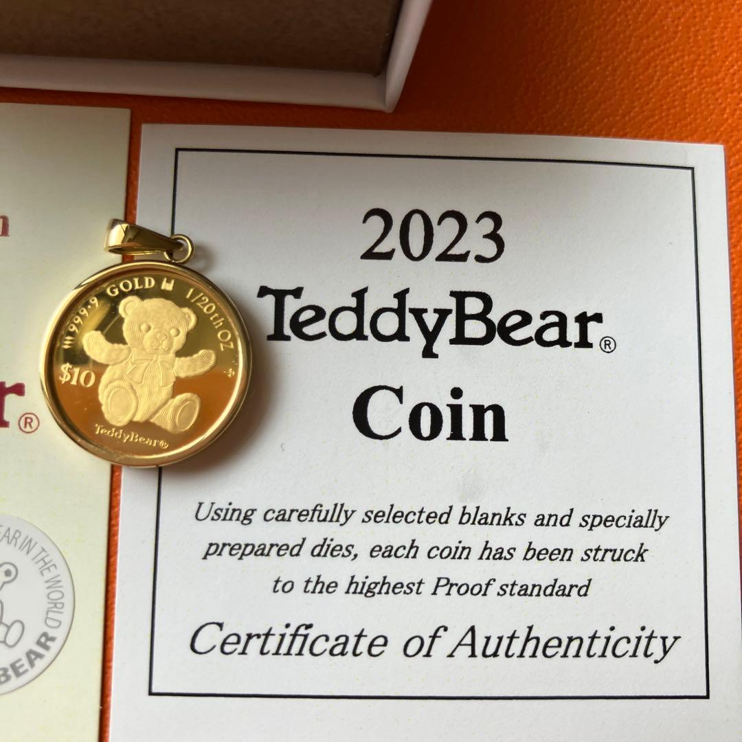 ロイヤルミント　純金記念　ペンダントトップ