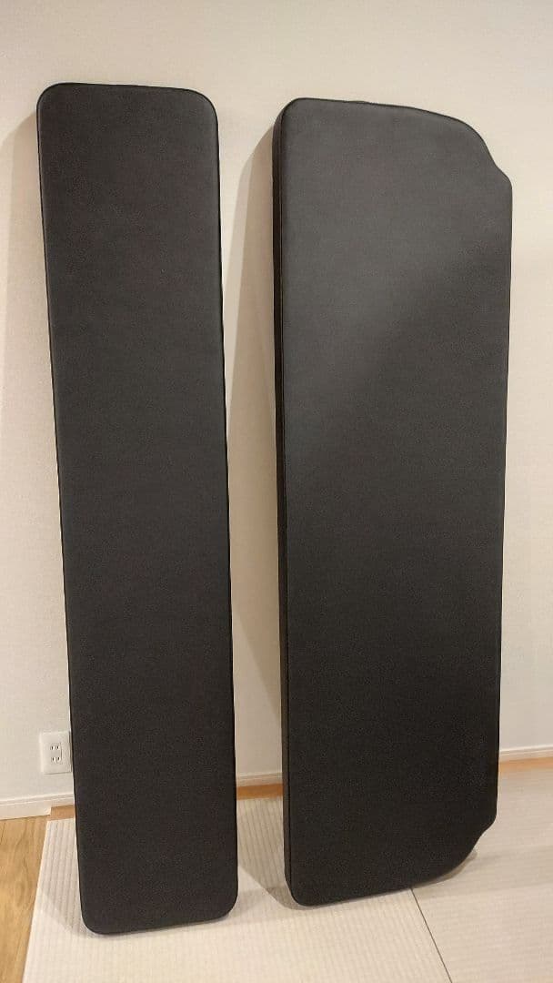 ハイエース　ファインテックツアラーミドルルーフ用　ベッドキッド　ブラックレザー