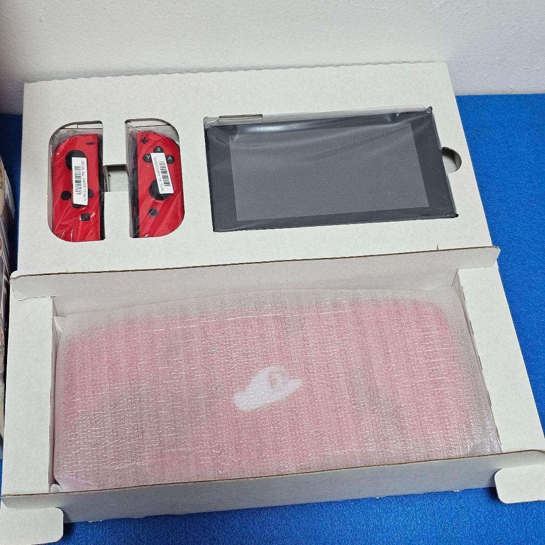 【極美品 】Nintendo Switch スーパーマリオ オデッセイセット