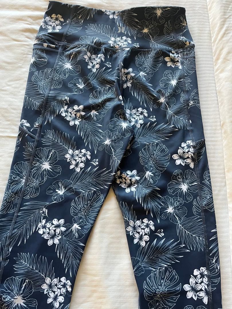 Hurley 水陸両用ブラトップ＆レギンスセット