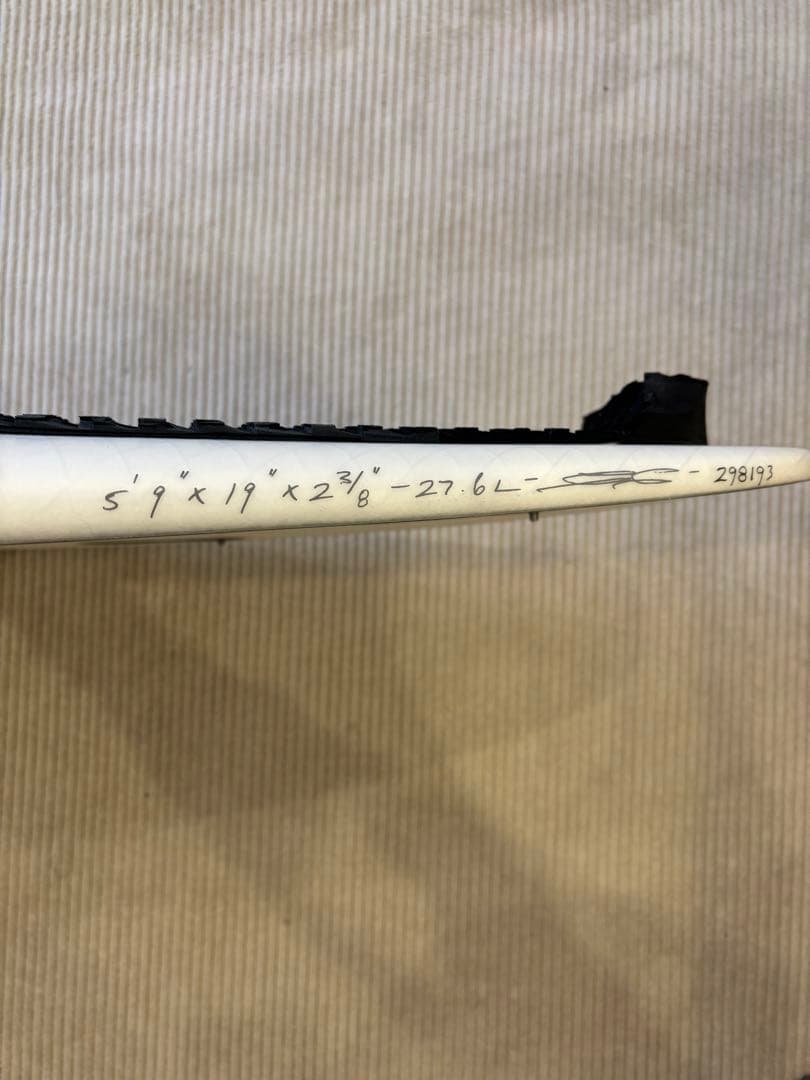 JS XERO Hifiサーフボード 5'9\" 27.6L