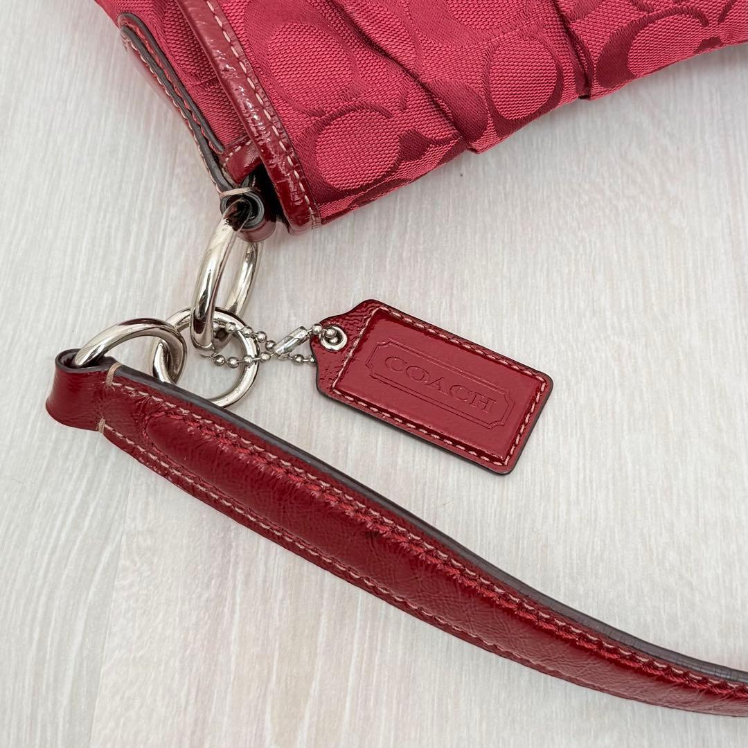 バッグ Coach Red Signature C Soho Hobo Shoulder