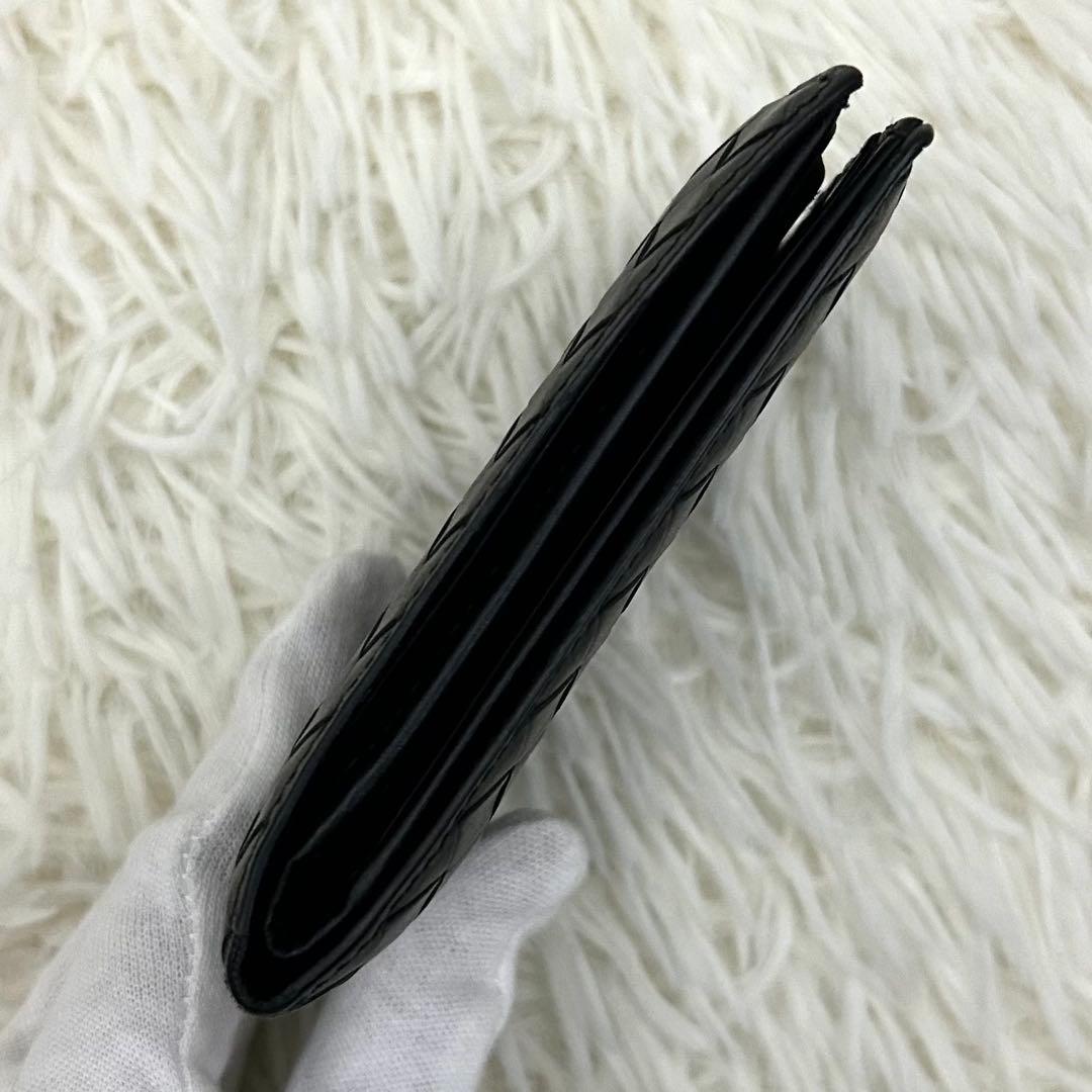 【美品】BOTTEGA VENETA イントレチャート 二つ折り財布 ブラック