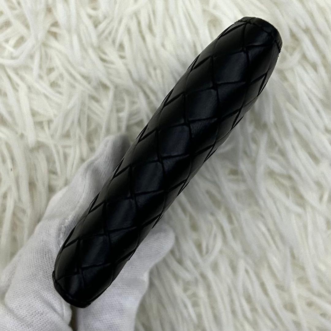 【美品】BOTTEGA VENETA イントレチャート 二つ折り財布 ブラック