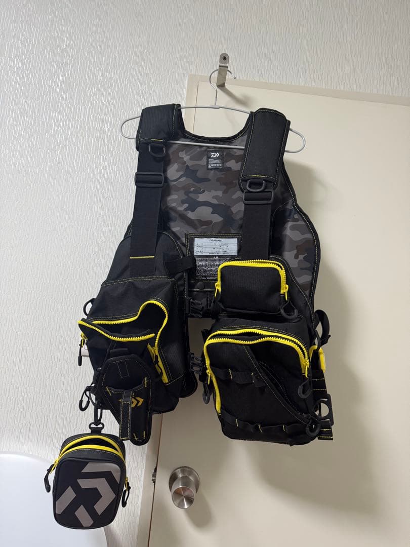 ダイワ　 フローティングベスト　ライフジャケット　DF-6206