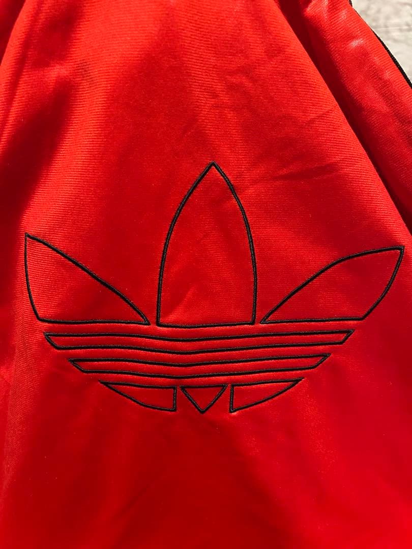 希少　日本未発売　adidas CHILE62トラックジャケット 赤　黒