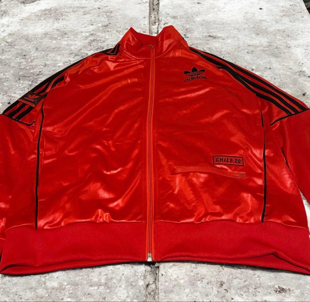 希少　日本未発売　adidas CHILE62トラックジャケット 赤　黒