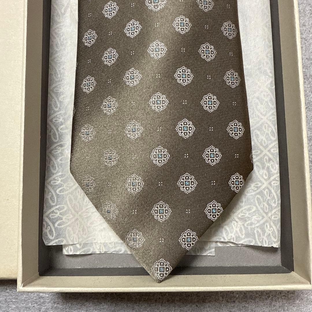 美品　ブリオーニ　ネクタイ　茶ベージュ　ドット　シルクジャガード　重厚感