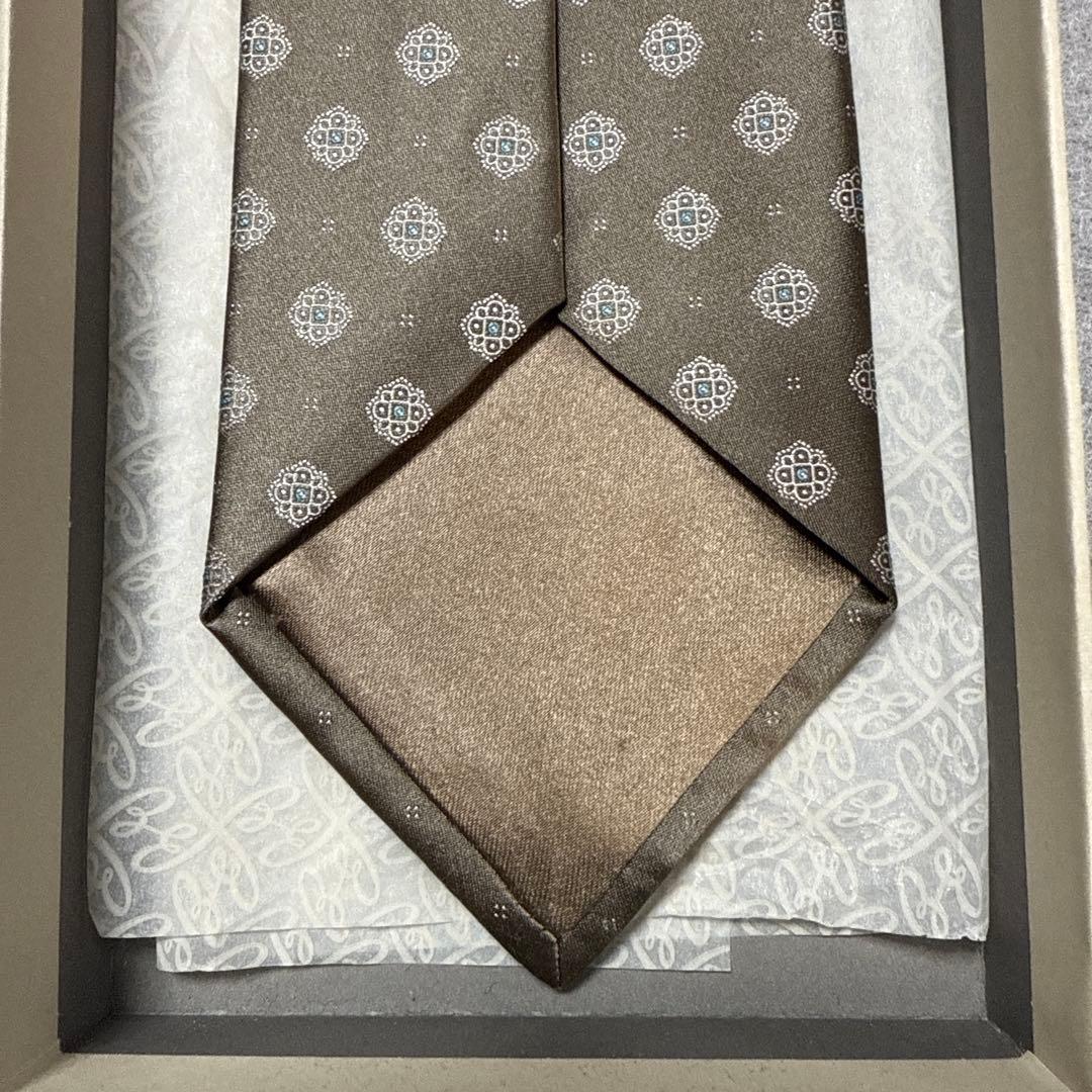 美品　ブリオーニ　ネクタイ　茶ベージュ　ドット　シルクジャガード　重厚感