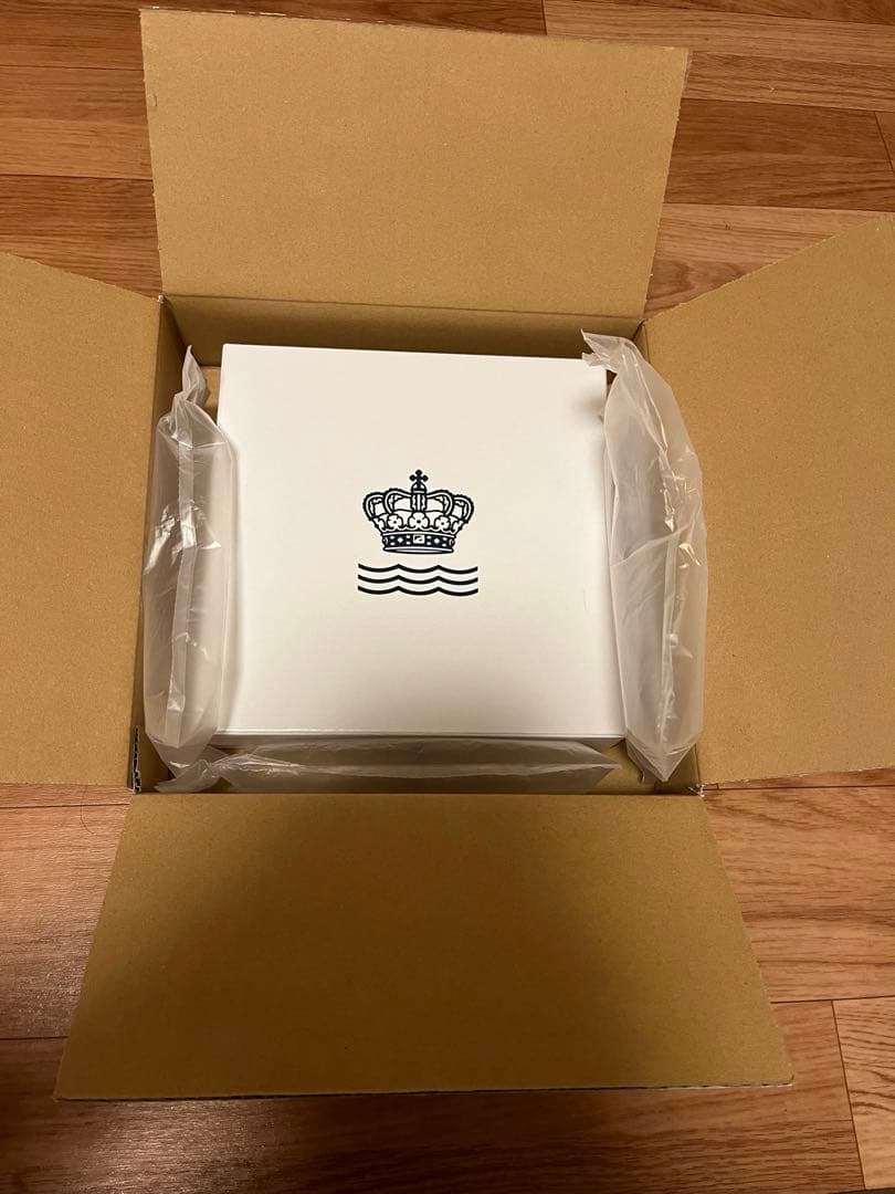 新品* ロイヤルコペンハーゲンフルーテッド　メガ　20cmx20cm 未使用