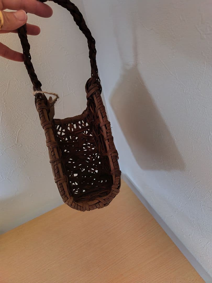 山葡萄かごバック