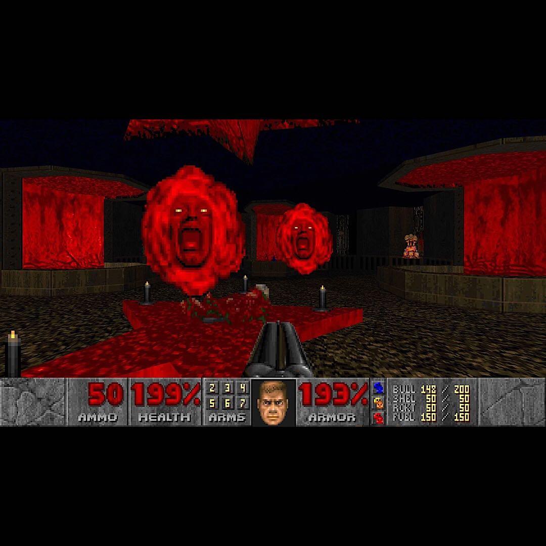 DOOM 1 + 2 DOOM + DOOM II ドゥーム switch