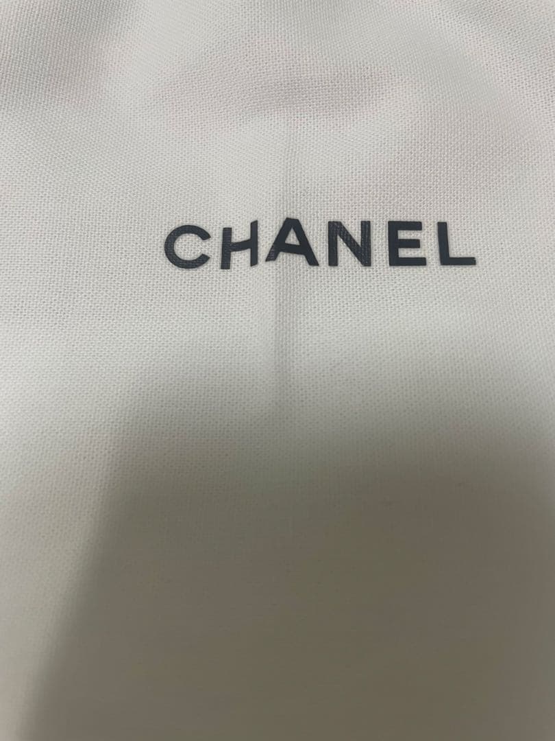 CHANEL ルルージュデュオウルトラトゥニュ 112 シックローズウッド　巾着
