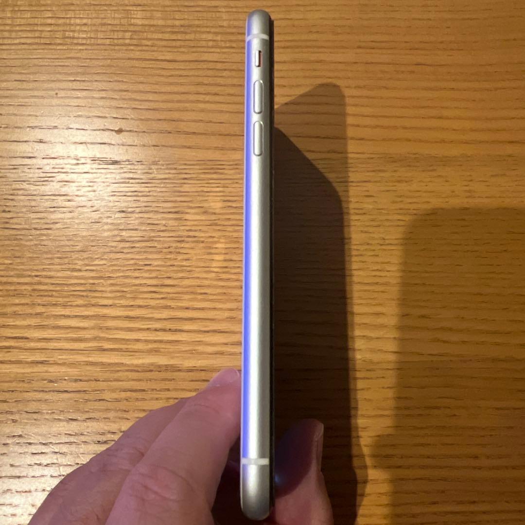 お*り様 Apple iPhone XR ホワイト　128GB SIMフリー　ケ