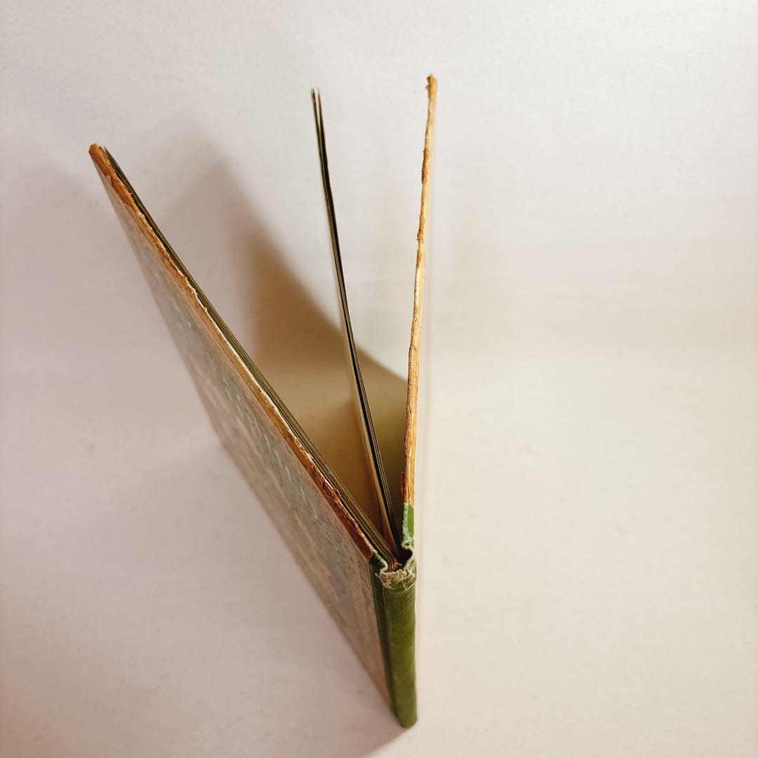 A DAY IN A CHILD　ケイト グリーナウェイ 楽譜　絵本　子ども